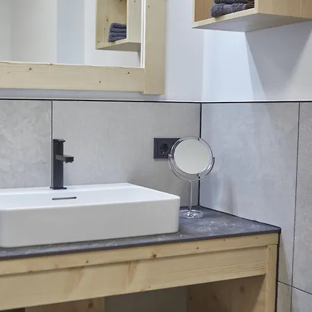 Almglueck By We Rent * ザールバッハ・ヒンターグレム